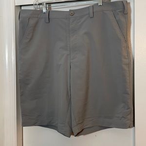 Under Armour Men’s Grey Golf Shorts 40W